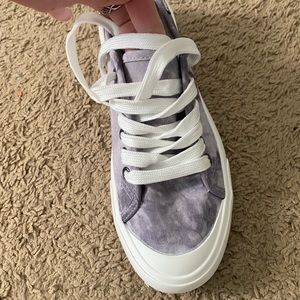 Rocket Dog Low Top Marble Gray Sneakers